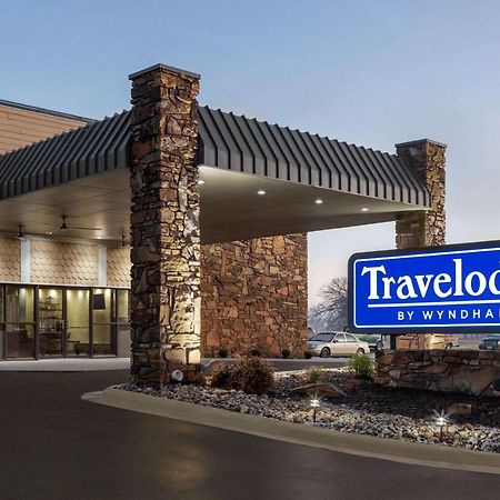 Travelodge By Wyndham Coffeyville Exterior photo